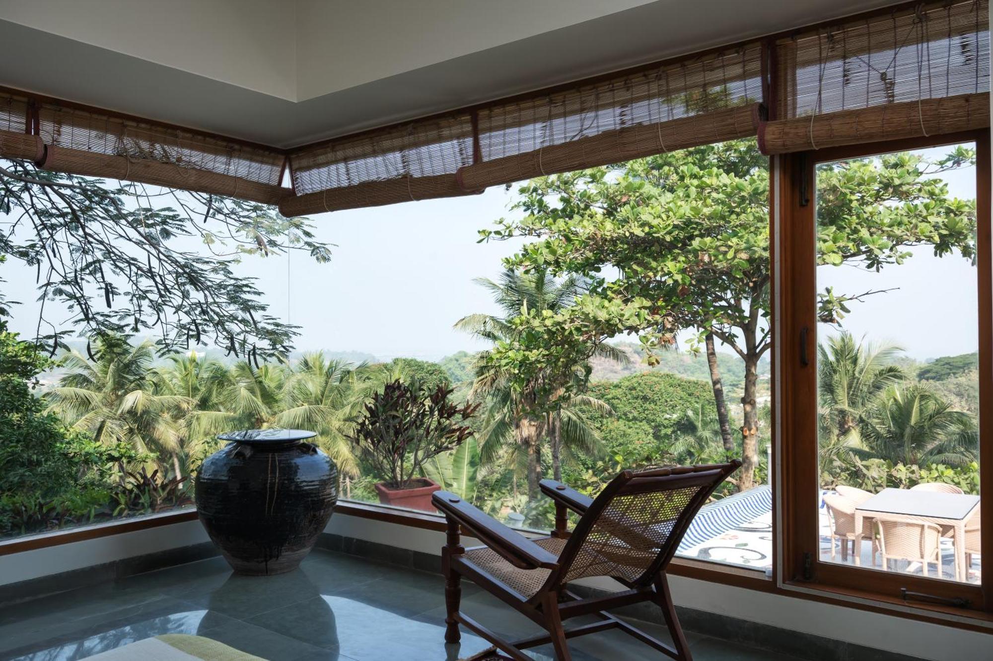 Saffronstays Pride Rock Mandve Ngoại thất bức ảnh