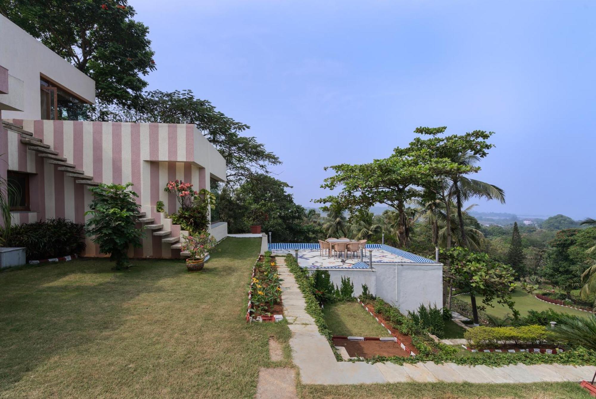 Saffronstays Pride Rock Mandve Ngoại thất bức ảnh