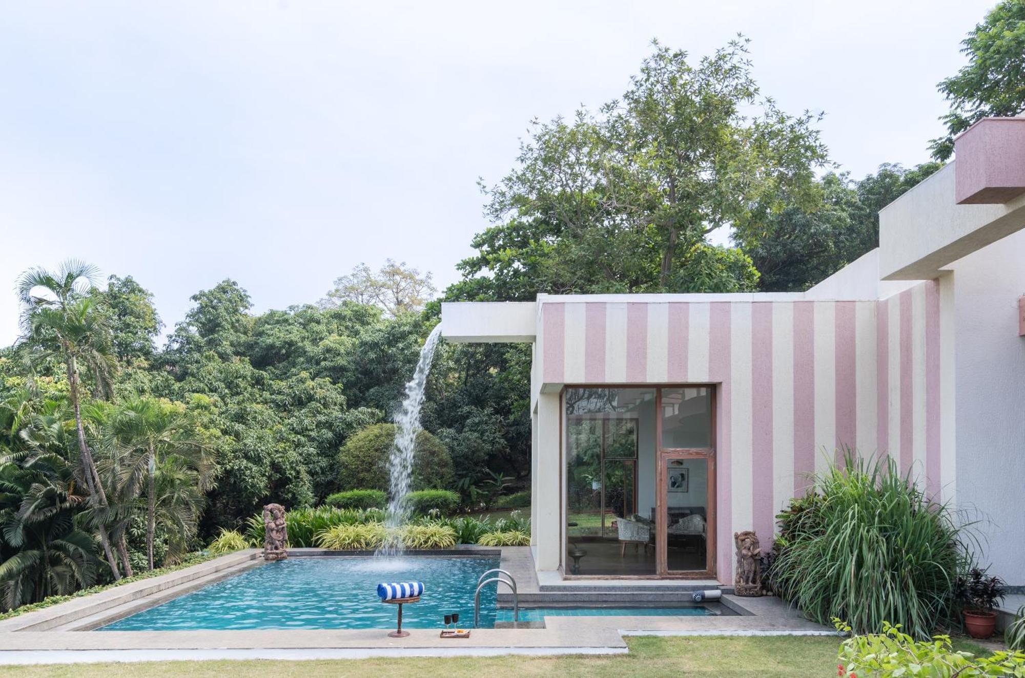 Saffronstays Pride Rock Mandve Ngoại thất bức ảnh