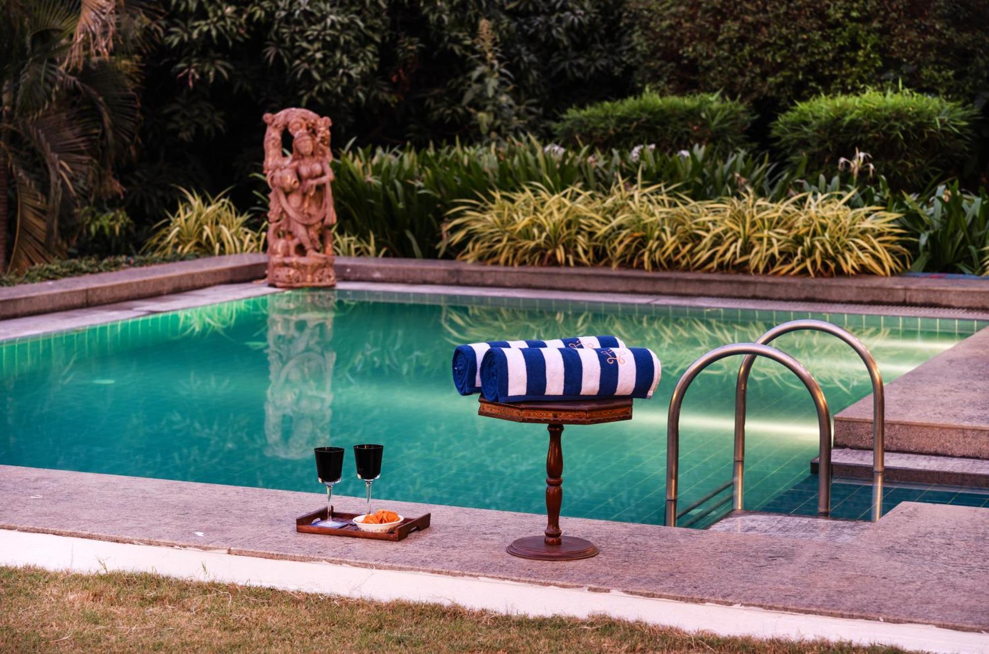 Saffronstays Pride Rock Mandve Ngoại thất bức ảnh